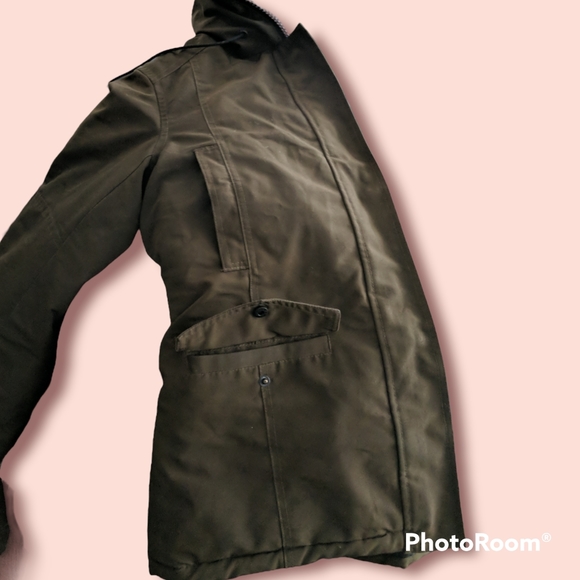 Bluenotes Parka - Picture 5 of 8